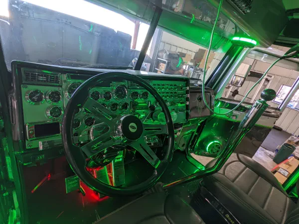 Ray's Auto Sales & Equipment - photo 2