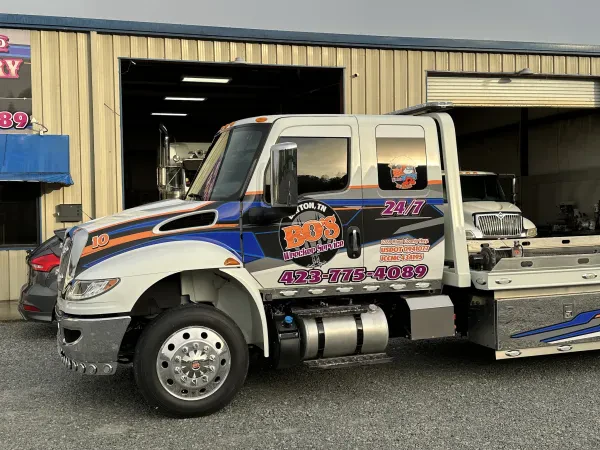 Bo’s wrecker service - photo 2