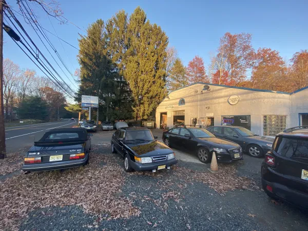 Warren Auto Inc - photo 4