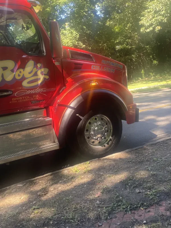 Rob's Truck Collision Center - photo 2