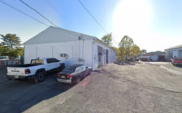 Rob's Truck Collision Center - photo 4